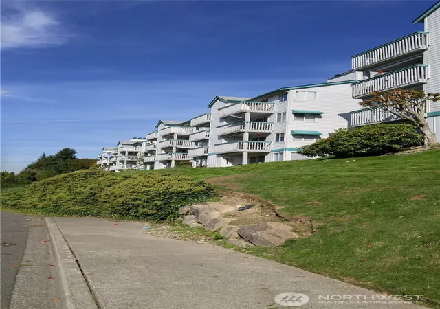 Photo 1 of Sale Pending at 28610 16th Avenue S #102, Federal Way, WA 98003 | MLS# NWM2560247 | Listing updated on 2026-09-23