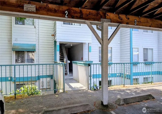 Photo 3 of Sale Pending at 28610 16th Avenue S #102, Federal Way, WA 98003 | MLS# NWM2560247 | Listing updated on 2026-09-23