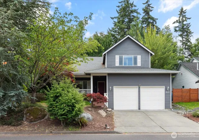 Photo 2 of Single family home for sale at 3819 Copper Pond Pl, Anacortes, WA 98221 | MLS# NWM2560261 | Listing updated on 2026-09-30