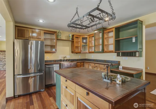Photo 4 of Single family home for sale at 175 Green Ave, Manson, WA 98831 | MLS# NWM2560318 | Listing updated on 2026-09-23
