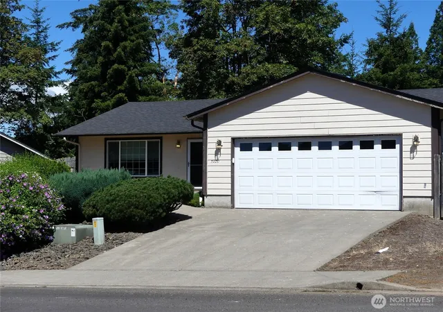 Photo 1 of Single family home for sale at 1320 Ashland St, Kalama, WA 98625 | MLS# NWM2560563 | Listing updated on 2026-09-23