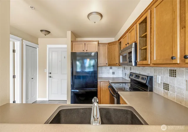 Photo 4 of Condo for sale at 700 32nd Street #A202, Bellingham, WA 98225 | MLS# NWM2560603 | Listing updated on 2026-09-23