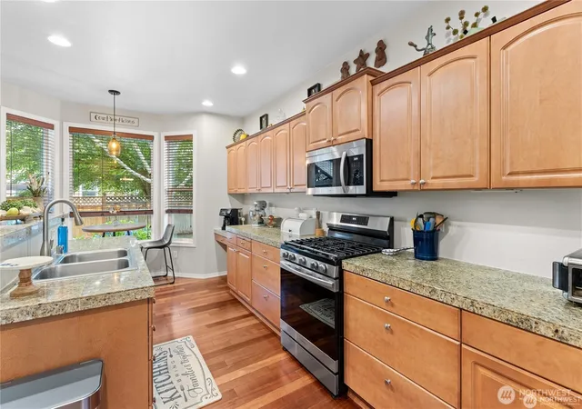 Photo 4 of Single family home for sale at 7123 Prism St SE, Lacey, WA 98513 | MLS# NWM2560609 | Listing updated on 2026-09-24