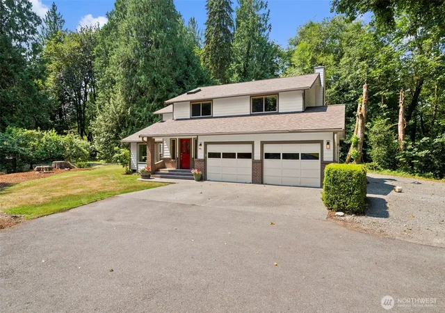 Photo 4 of Sale Pending at 5231 Vine Ct NE, Olympia, WA 98516 | MLS# NWM2560648 | Listing updated on 2026-09-25