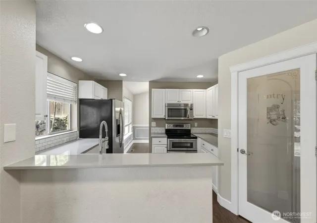 Photo 3 of Single family home for sale at 8610 63rd Avenue E, Puyallup, WA 98371 | MLS# NWM2560741 | Listing updated on 2026-09-23