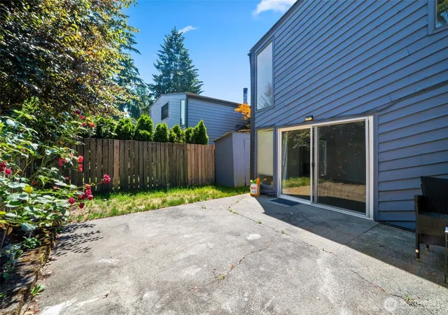 Photo 2 of Townhouse for sale at 720 141st Lane Se #713, Bellevue, WA 98007 | MLS# NWM2560852 | Listing updated on 2026-09-23