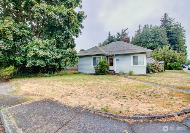 Photo 1 of Single family home for sale at 1135 E Orange Ave, Burlington, WA 98233 | MLS# NWM2560875 | Listing updated on 2026-09-28