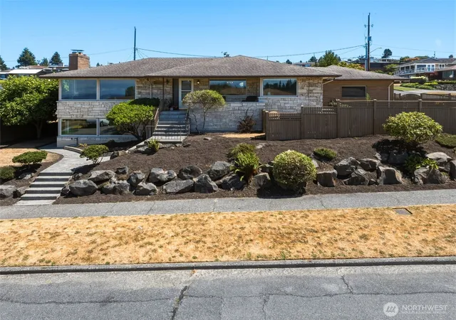 Photo 2 of Sale Pending at 9304 23rd Avenue Nw, Seattle, WA 98117 | MLS# NWM2560903 | Listing updated on 2026-09-29