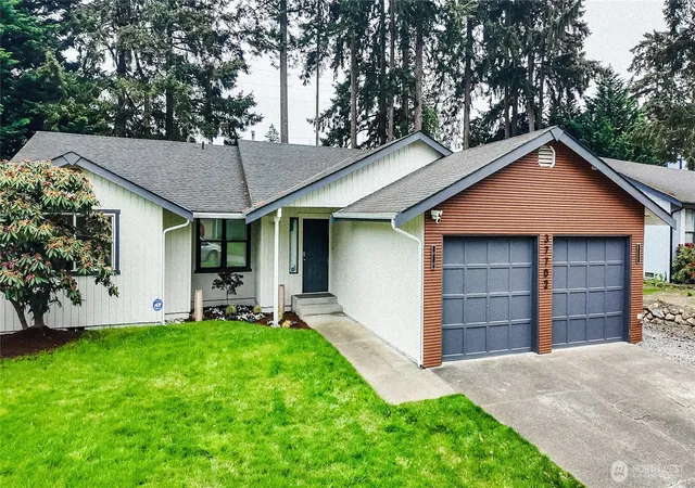Photo 1 of Single family home for sale at 37702 27th Place, Federal Way, WA 98003 | MLS# NWM2560947 | Listing updated on 2026-09-29
