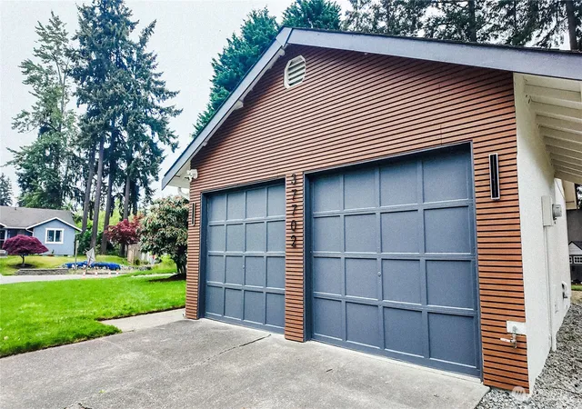 Photo 2 of Single family home for sale at 37702 27th Place, Federal Way, WA 98003 | MLS# NWM2560947 | Listing updated on 2026-09-29
