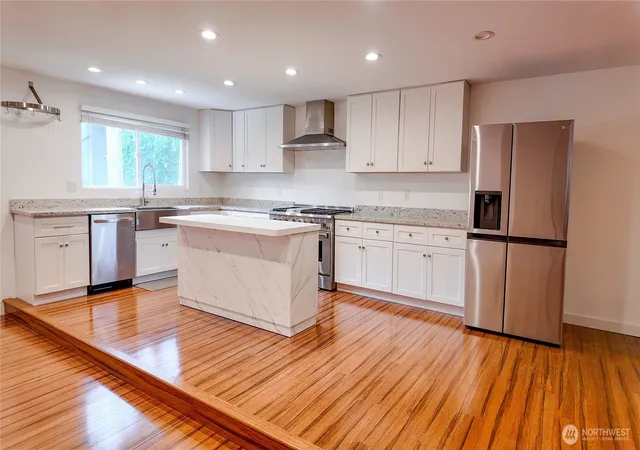Photo 3 of Single family home for sale at 37702 27th Place, Federal Way, WA 98003 | MLS# NWM2560947 | Listing updated on 2026-09-29