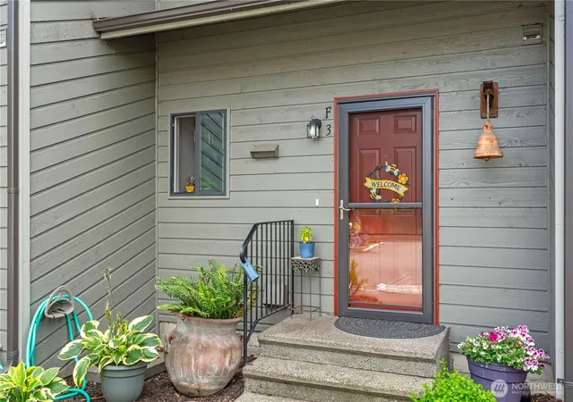 Photo 3 of Townhouse for sale at 7650 Birch Bay Dr #F3, Blaine, WA 98230 | MLS# NWM2560974 | Listing updated on 2026-10-01