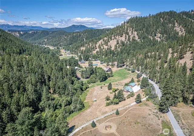 Photo 3 of Single family home for sale at 10365 Merry Cyn Rd, Leavenworth, WA 98826 | MLS# NWM2561010 | Listing updated on 2026-09-23