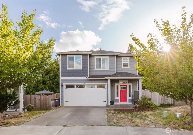Photo 1 of Single family home for sale at 3318 Se Property Ct, Port Orchard, WA 98367 | MLS# NWM2561026 | Listing updated on 2026-09-25