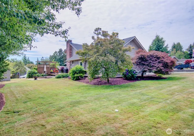 Photo 3 of Sale Pending at 16958 Obstruction Dr, Burlington, WA 98233 | MLS# NWM2561107 | Listing updated on 2026-09-26