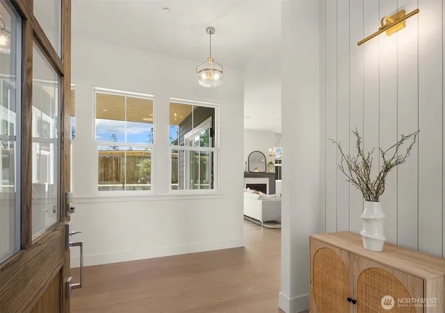 Photo 2 of Single family home for sale at 1632 167th Avenue Ne, Bellevue, WA 98008 | MLS# NWM2561159 | Listing updated on 2026-09-29