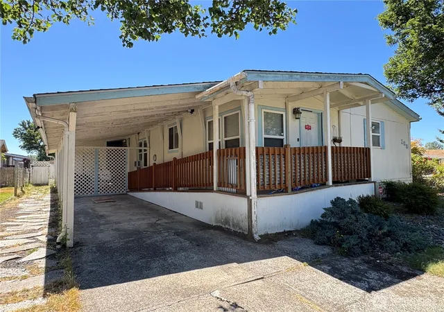 Photo 2 of Manufactured home for sale at 163 Blue Heron Dr, Longview, WA 98632 | MLS# NWM2561220 | Listing updated on 2026-09-23