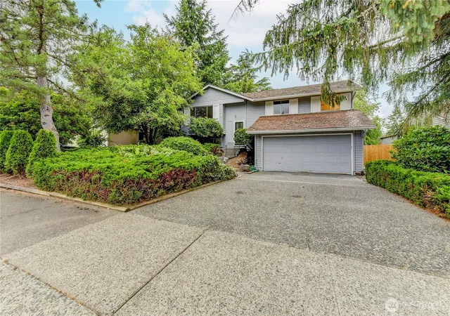 Photo 3 of Single family home for sale at 17415 159th Avenue Se, Renton, WA 98058 | MLS# NWM2561254 | Listing updated on 2026-09-23