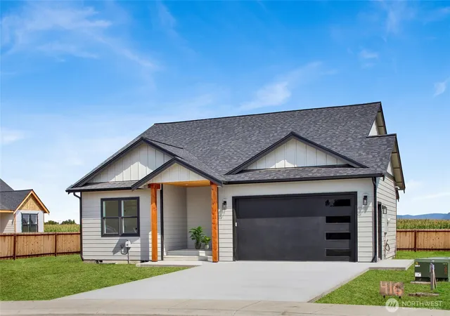 Photo 1 of Single family home for sale at 416 W 4th Street, Everson, WA 98247 | MLS# NWM2561256 | Listing updated on 2026-09-23