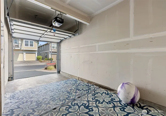 Photo 3 of Condo for sale at 6037 Illinois Ln Se #C, Lacey, WA 98513 | MLS# NWM2561322 | Listing updated on 2026-09-23