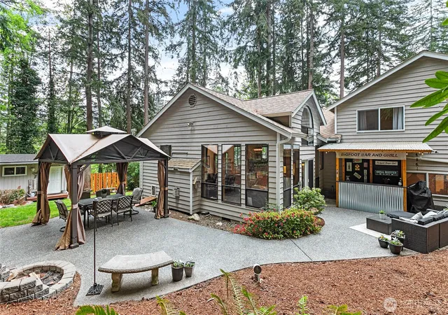Photo 1 of Single family home for sale at 2336 Northshore Rd, Bellingham, WA 98226 | MLS# NWM2561431 | Listing updated on 2026-09-25