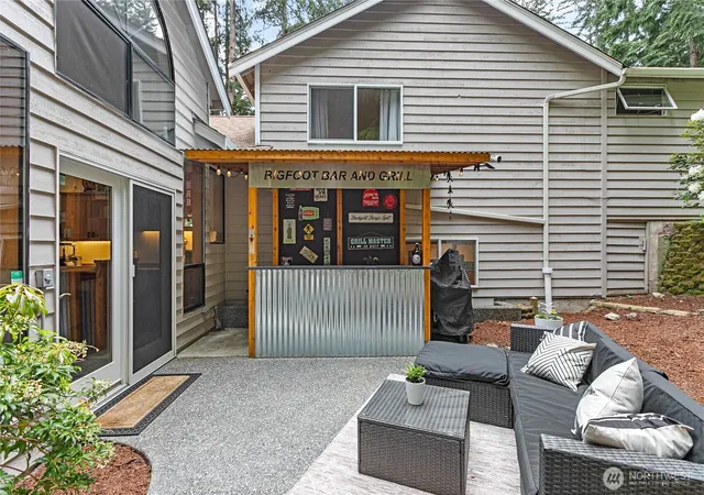 Photo 3 of Single family home for sale at 2336 Northshore Rd, Bellingham, WA 98226 | MLS# NWM2561431 | Listing updated on 2026-09-25