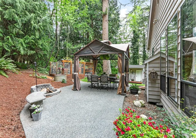 Photo 3 of Single family home for sale at 2336 Northshore Rd, Bellingham, WA 98226 | MLS# NWM2561431 | Listing updated on 2026-09-25