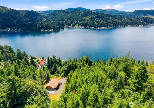 Photo 2 of Single family home for sale at 2040 Summit Lake Shore Rd Nw, Olympia, WA 98502 | MLS# NWM2561435 | Listing updated on 2026-09-28