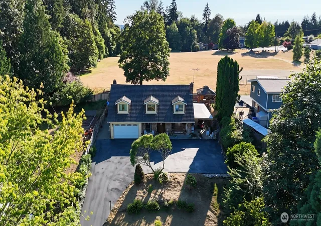 Photo 3 of Sale Pending at 15255 206th Avenue SE, Renton, WA 98059 | MLS# NWM2561558 | Listing updated on 2026-09-24