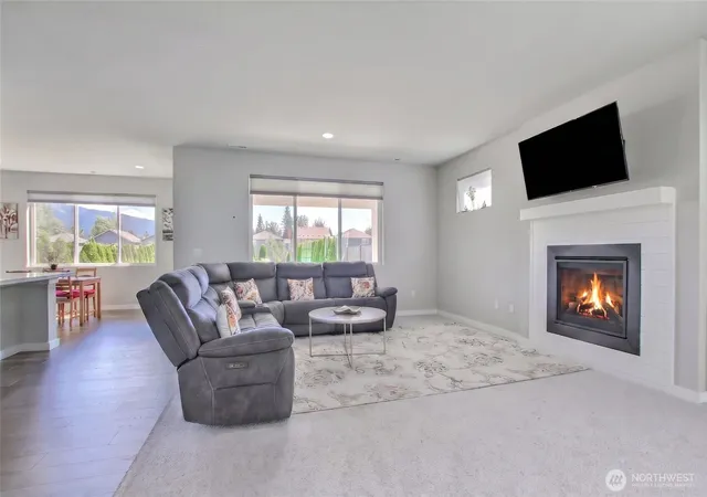 Photo 3 of Single family home for sale at 936 Yew Ave, Sultan, WA 98294 | MLS# NWM2561603 | Listing updated on 2026-09-23