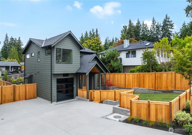 Photo 4 of Condo for sale at 11312 NE 60th Street, Kirkland, WA 98033 | MLS# NWM2561757 | Listing updated on 2026-09-28