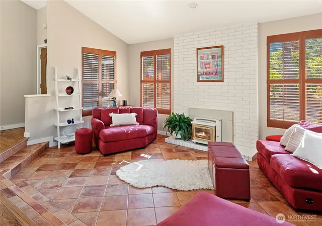 Photo 3 of Single family home for sale at 3040 164Th Pl Ne, Bellevue, WA 98008 | MLS# NWM2561819 | Listing updated on 2026-09-30