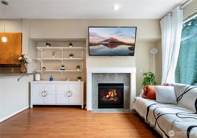 Photo 3 of Townhouse for sale at 162 Cougar Ridge Rd NW #1104, Issaquah, WA 98027 | MLS# NWM2561831 | Listing updated on 2026-09-30