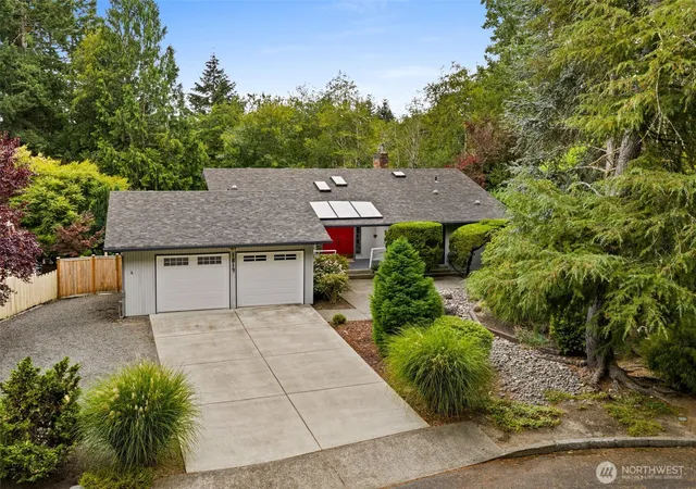 Photo 1 of Single family home for sale at 1517 Briarwood Ct Nw, Olympia, WA 98502 | MLS# NWM2561832 | Listing updated on 2026-09-23