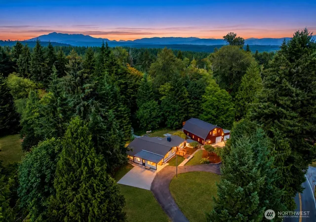 Photo 3 of Sale Pending at 9220 Mero Rd, Snohomish, WA 98290 | MLS# NWM2561850 | Listing updated on 2026-10-01