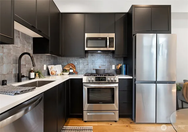 Photo 4 of Sale Pending at 4322 Wallingford Ave N #A, Seattle, WA 98103 | MLS# NWM2561904 | Listing updated on 2026-09-25