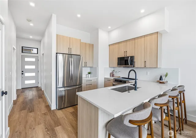 Photo 3 of Single family home for sale at 1109 Divine Ln, Bellingham, WA 98229 | MLS# NWM2561911 | Listing updated on 2026-09-30