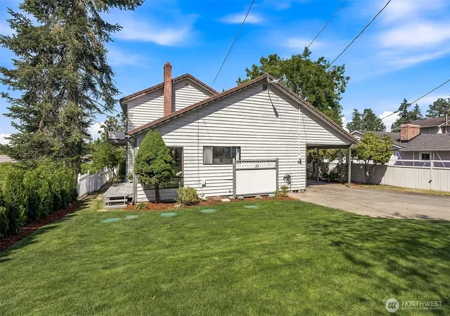 Photo 2 of Single family home for sale at 3328 124th Avenue Ct E, Edgewood, WA 98372 | MLS# NWM2561970 | Listing updated on 2026-09-23