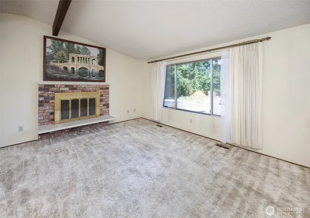 Photo 3 of Sale Pending at 8926 Emerson Pl, Everett, WA 98208 | MLS# NWM2561981 | Listing updated on 2026-09-26