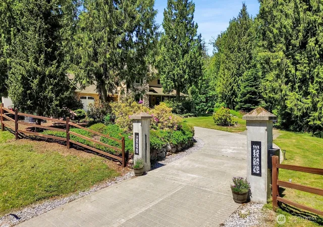 Photo 2 of Sale Pending at 4921 Zander Dr, Bellingham, WA 98226 | MLS# NWM2562014 | Listing updated on 2026-09-17