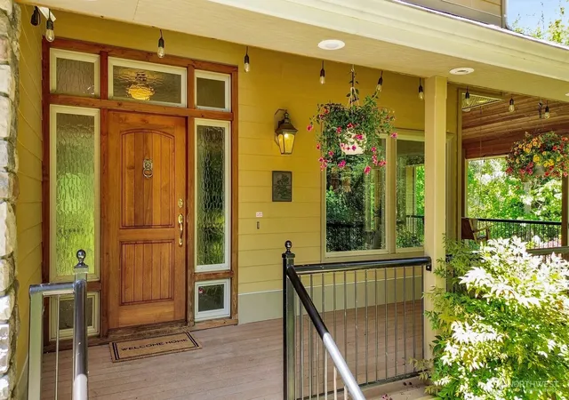 Photo 3 of Sale Pending at 4921 Zander Dr, Bellingham, WA 98226 | MLS# NWM2562014 | Listing updated on 2026-09-17