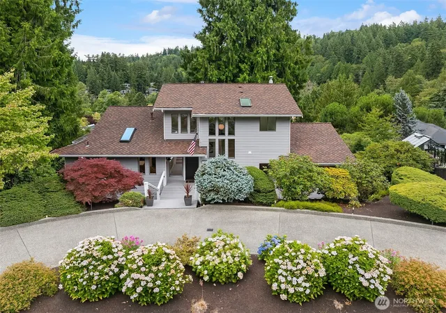 Photo 2 of Single family home for sale at 9504 Odin Way, Bothell, WA 98011 | MLS# NWM2562015 | Listing updated on 2026-10-02