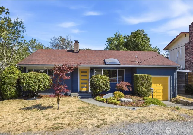 Photo 1 of Single family home for sale at 4634 S Gazelle St, Seattle, WA 98118 | MLS# NWM2562018 | Listing updated on 2026-10-01
