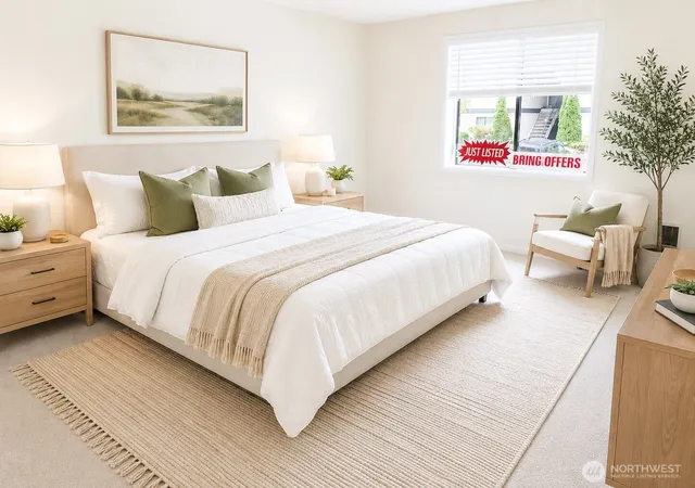 Photo 4 of Condo for sale at 12734 NE 116th Lane #G3, Kirkland, WA 98034 | MLS# NWM2562063 | Listing updated on 2026-09-23