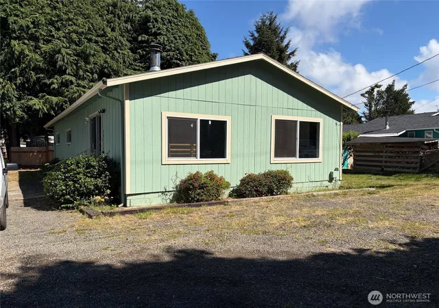 Photo 3 of Manufactured home for sale at 26108 Y Ln, Ocean Park, WA 98640 | MLS# NWM2562072 | Listing updated on 2026-09-23