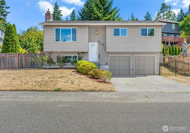 Photo 1 of Single family home for sale at 512 Veralene Way Sw, Everett, WA 98203 | MLS# NWM2562142 | Listing updated on 2026-09-23