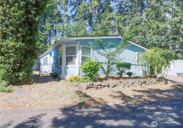 Photo 3 of Manufactured home for sale at 9065 Steele Crk Loop Ne, Bremerton, WA 98311 | MLS# NWM2562312 | Listing updated on 2026-09-23