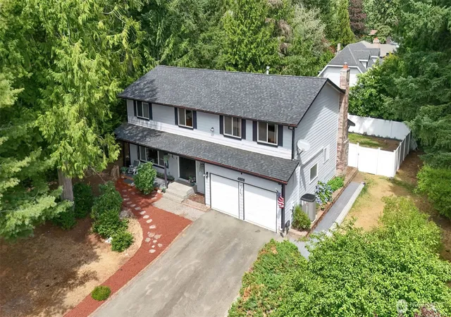 Photo 2 of Sale Pending at 4550 Nw Shelley Dr, Silverdale, WA 98383 | MLS# NWM2562434 | Listing updated on 2026-09-25