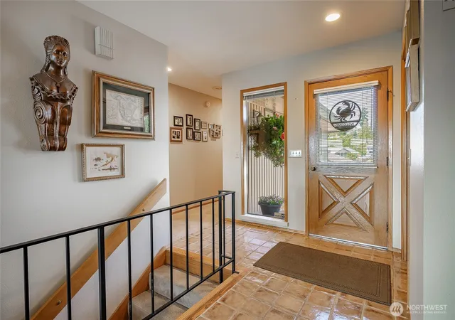 Photo 3 of Single family home for sale at 5575 Coquitlam Dr, Blaine, WA 98230 | MLS# NWM2562551 | Listing updated on 2026-09-23