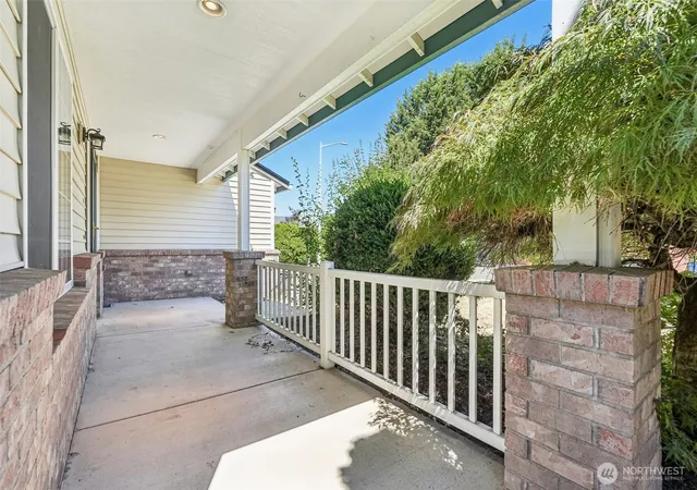 Photo 4 of Single family home for sale at 1612 SE 187th Place, Vancouver, WA 98683 | MLS# NWM2562646 | Listing updated on 2026-09-30